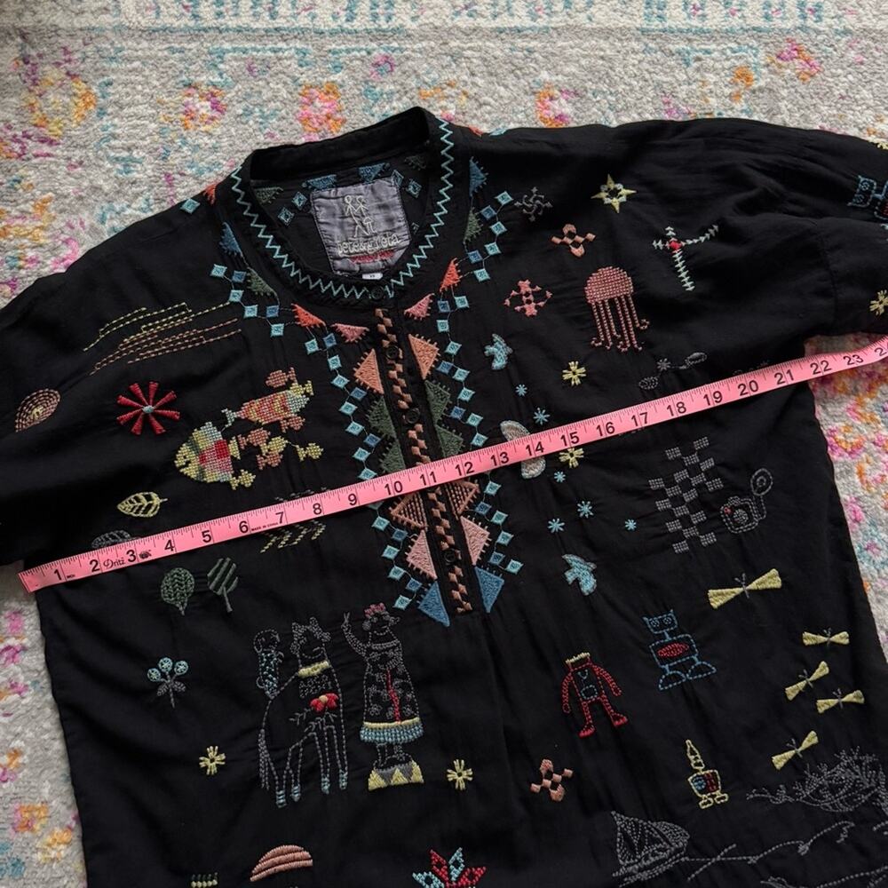 Johnny Was Pete & Greta Seraphina Black Embroidered Short Sleeve Top Women’s XS - Picture 8 of 10